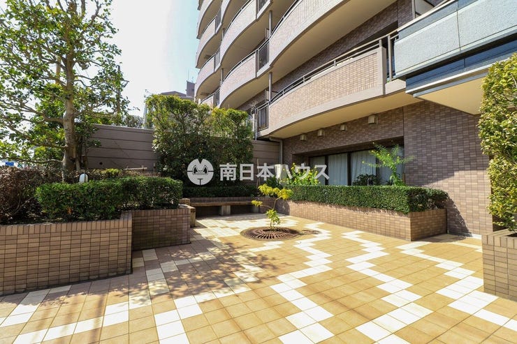 パークハイツ多賀山のエントランス