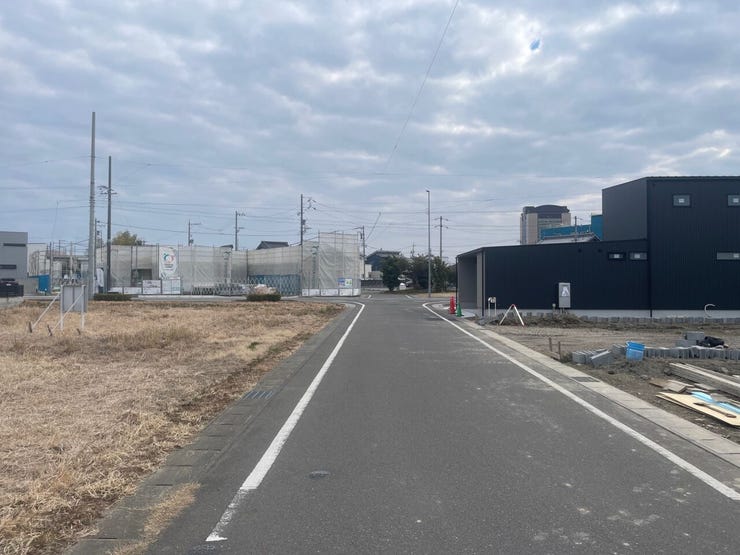 新羽島駅まで徒歩10分。通勤通学にも便利な立地です!