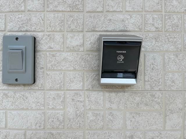 ◆EV電源◆電気自動車や電気自転車などの充電も、屋外コンセントがあるので困りません。