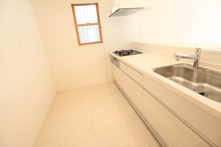 ◇キッチン◇ 同仕様
使い勝手の良いカウンターシステムキッチン♪
家事がはかどりそうです♪