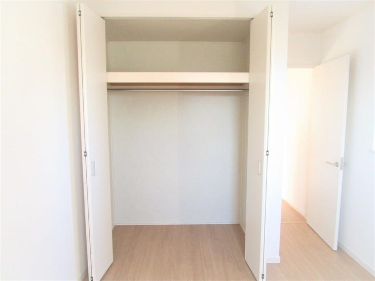◇クローゼット◇ 同仕様
全居室収納付き♪
お部屋がスッキリとお使いいただけます♪