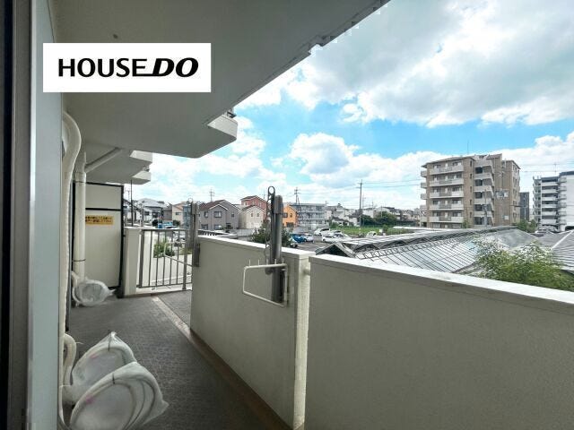 南向きで日当たり良好!洗濯物も早く乾きそうです◎