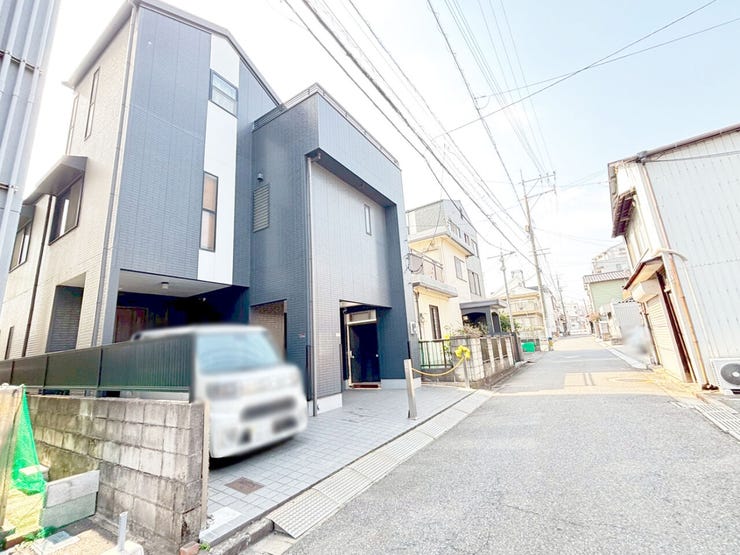 小倉北区木町 中古戸建て♪駅チカ♪清水小まで徒歩約5分で通学安心♪スーパーまで徒歩約4分で買物便利♪