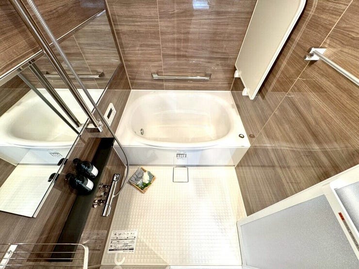【Bathroom】リラックスできる空間で、一日の疲れを癒し、心身共にリフレッシュできます。