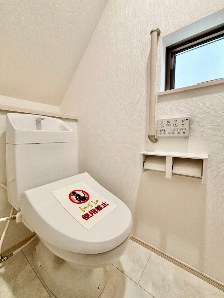 ■一人になれる安らぎの場所■清潔さと静けさを両立した空間。心落ち着くひとときを過ごせる、プライベートなレストルームです。