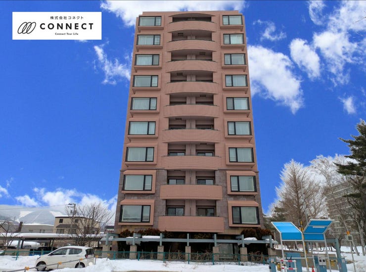 【外観】
駅徒歩6分の角住戸3LDK。全居室6帖以上でゆとりある間取りで、朝日が差し込む明るい室内。家族それぞれの居場所も確保でき、快適で心地よい毎日を叶えます☆ご内覧も可能です。お気軽にお問い合わせください♪