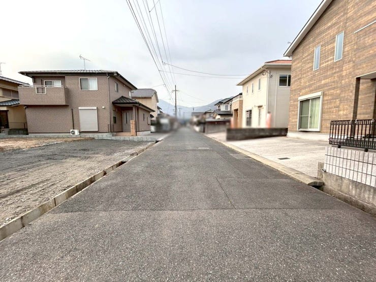 駐車場並列4台♪小倉南区中貫新築戸建て◎WIC3ヶ所◎SIC◎収納充実◎全室フローリング◎バルコニー