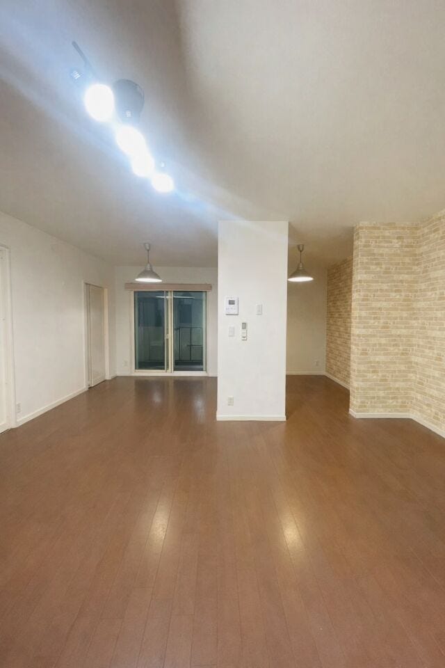 ※家具消しの修正を行っております。