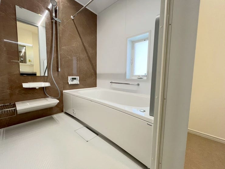 浴室乾燥機付きです♪