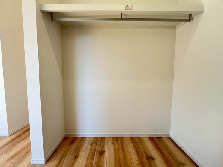 2階 洋室③ 収納