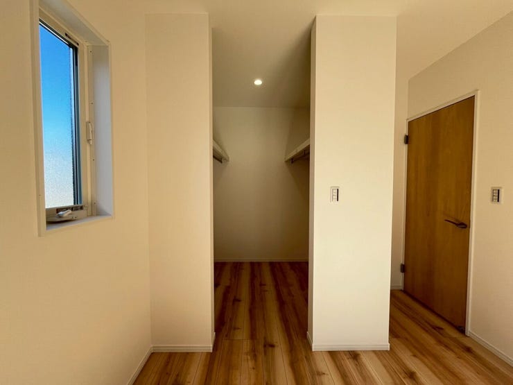 2階 洋室① ウォークインクローゼット