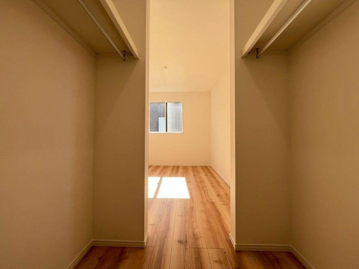 2階 洋室① ウォークインクローゼット