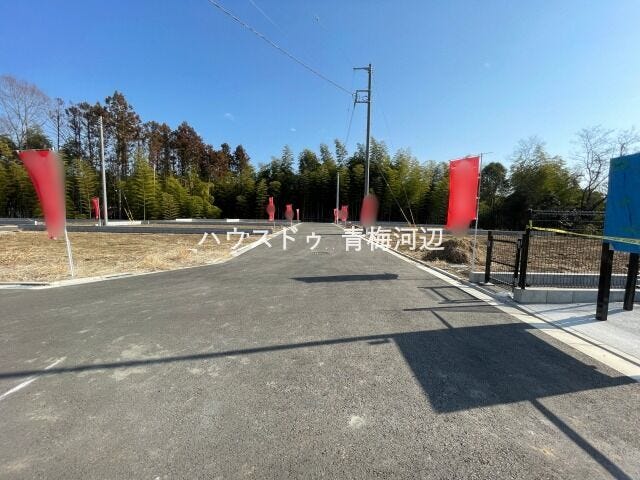 【南側前面道路】幅員約6mの前面道路です。