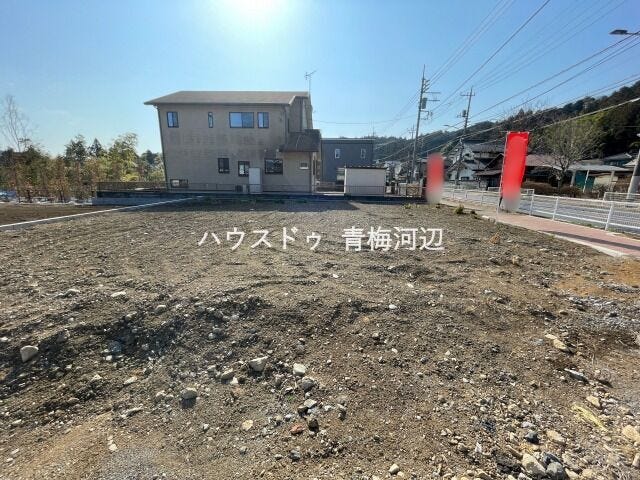 【外観】
建築条件が無い土地ですのでお好きなハウスメーカーで建築可能です!間口が広いので駐車がしやすいお土地です。