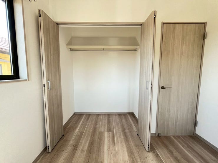 2階 洋室① 収納