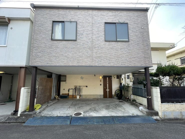 ◇外観◇
徒歩3分の位置には中郷公園があり自然を感じながら生活していただけます。