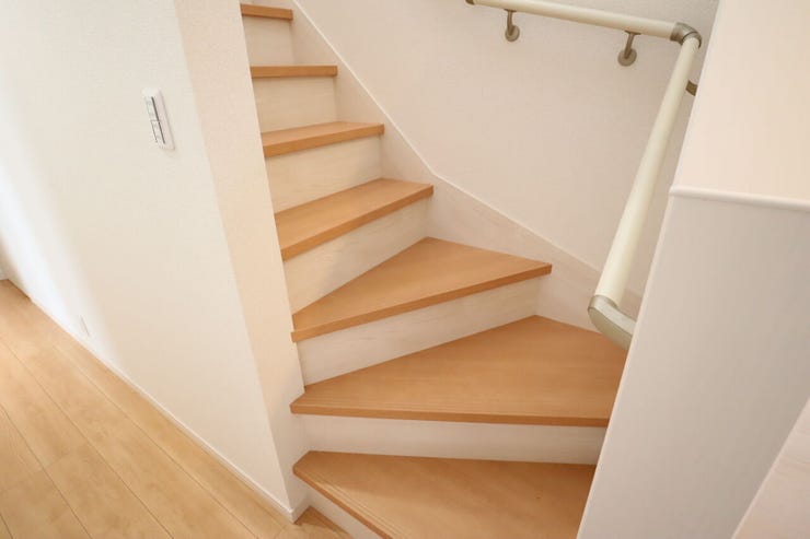 ◇リビング階段◇ 同仕様
ご家族と自然と顔を合わせられるリビング階段仕様♪