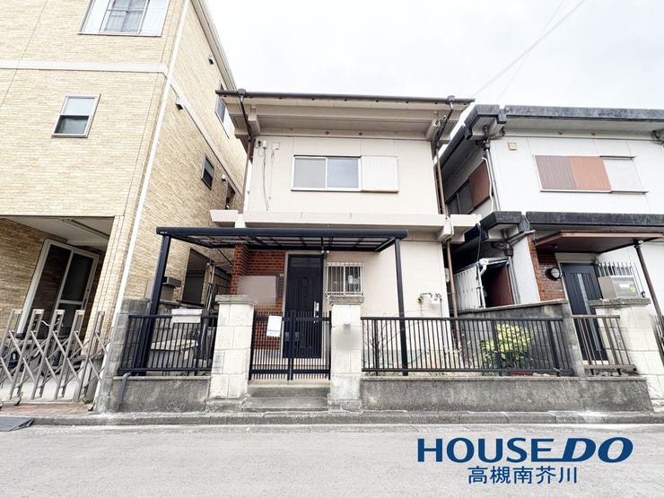 【外観】
閑静な住宅街にあります