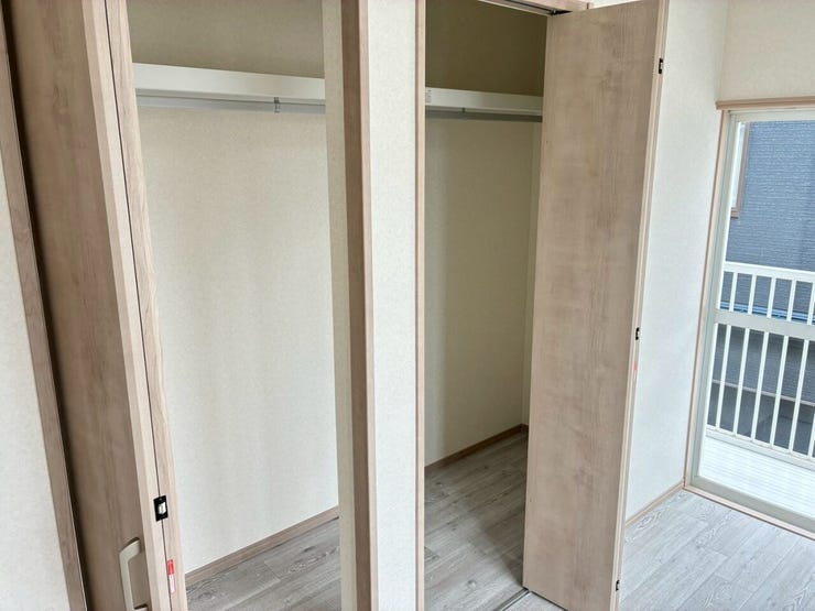6帖洋室の収納スペースです。