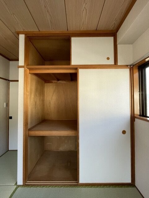 6帖和室収納:和室の収納は奥行きがありますので収納BOXなどを使うことでより空間を有効に活用できそうです!