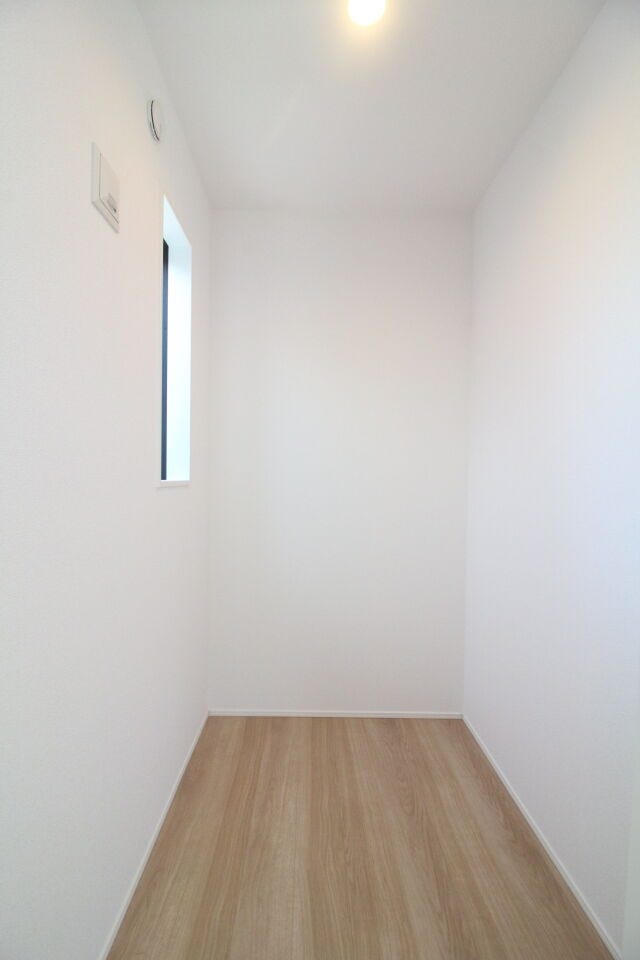 趣味のお部屋にしたり、リモートワークスペースとしても活躍の書斎室♪