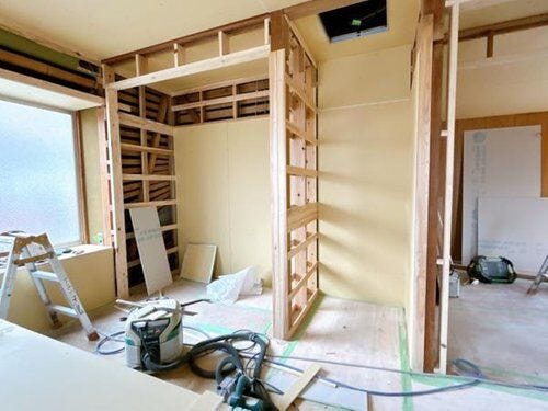 2階の北側洋室の収納。