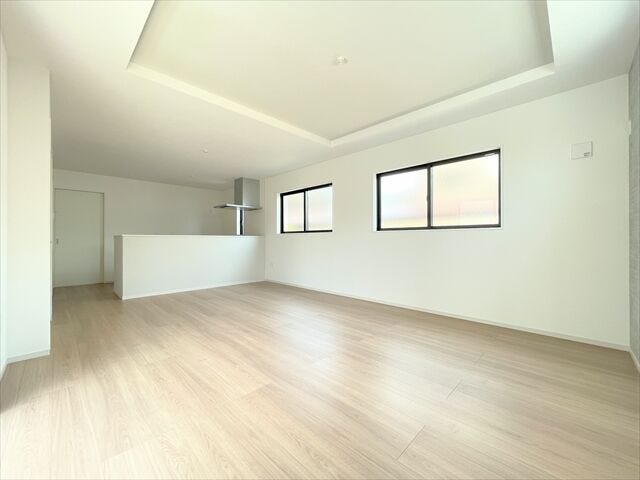 内装やディスプレイを自分たちらしくこだわれば、
リビングが家族の愛着のある空間になりますね。