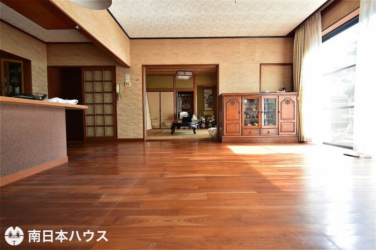 【1階リビング】