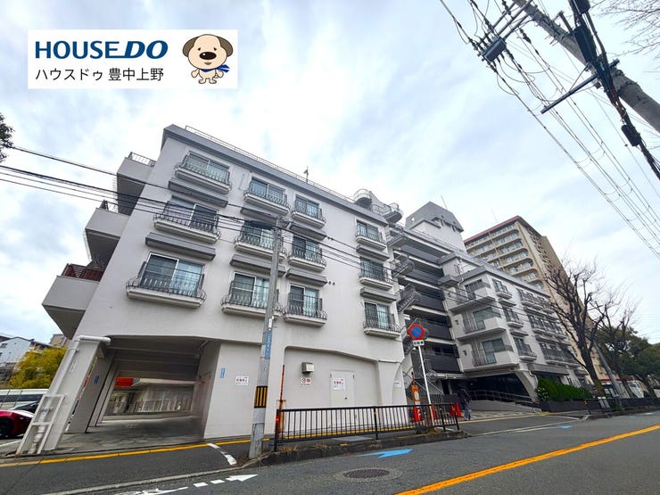 大阪モノレール「山田」駅まで徒歩約5分の好立地!阪急千里線も利用可能で交通利便性の高いマンションです♪スーパーなども近隣に点在しております!