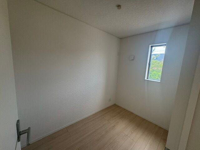 2F