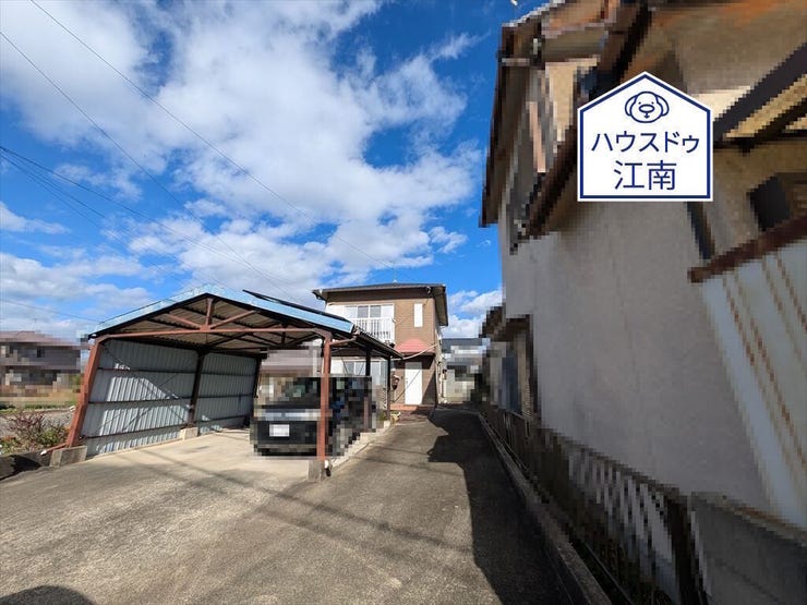 駐車1台可能です。カーポート付です。
2025/12/15撮影