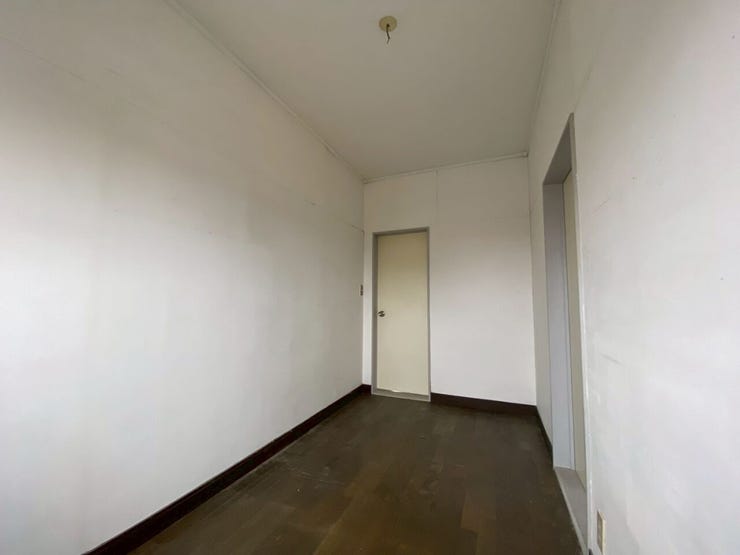 ウォークインクローゼットの出入りが二か所から可能!