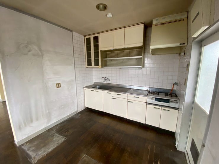 収納の充実したキッチン!
調理器具も食器もまとめて収納可能!