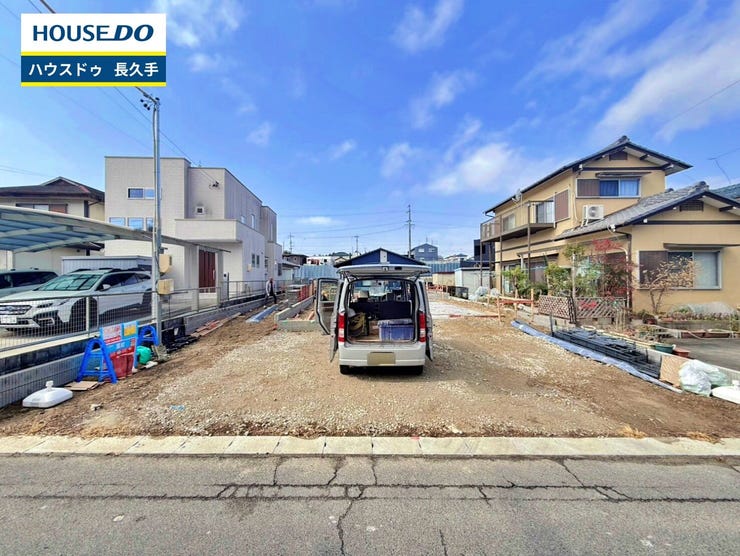 【外観】
お住まい購入に向けての『質問』・『疑問』。具体的に何を準備をして進めたらいいのか?些細な事でも何でも質問して下さい。安心してお住まいが購入出来るようサポート致します!