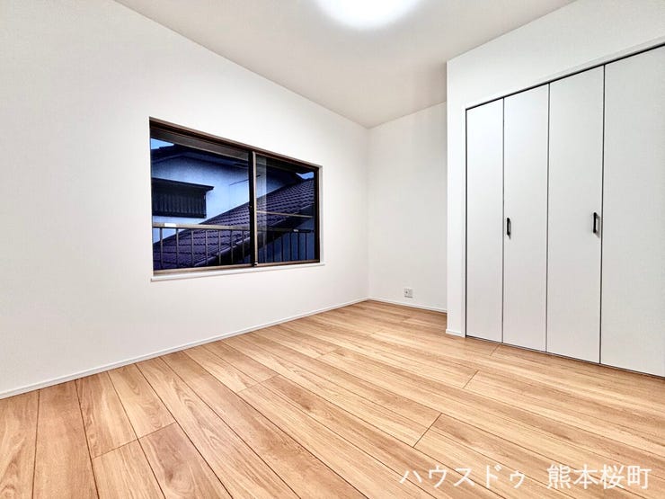 ■2階6帖洋室①■心からリラックスできる静けさ、上質な眠りで、毎日をリセットします。明日への活力を養う空間です。