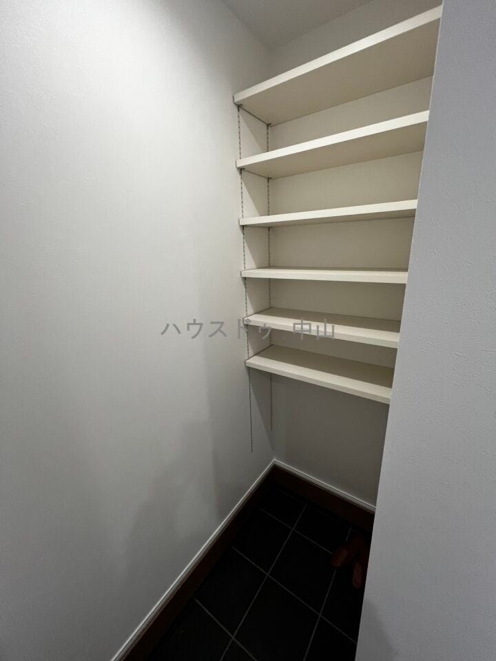 シューズクローク