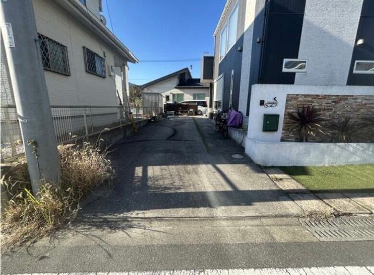 駐車3台可能な敷地です。