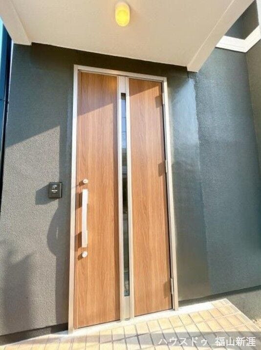 玄関になります♪