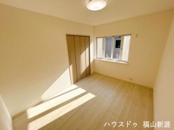 6帖の洋室になります♪