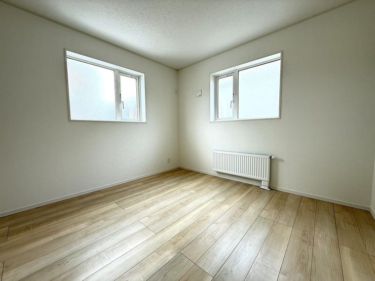 二面採光の明るい洋室6.1帖!