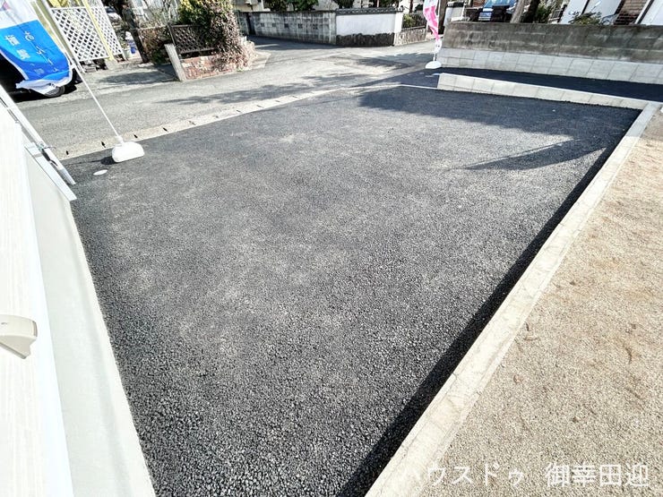 ■車と趣味の幅が広がる場所■単なる駐車スペースではない、洗車やタイヤ交換、DIYにも使える多目的な屋外スペースです。