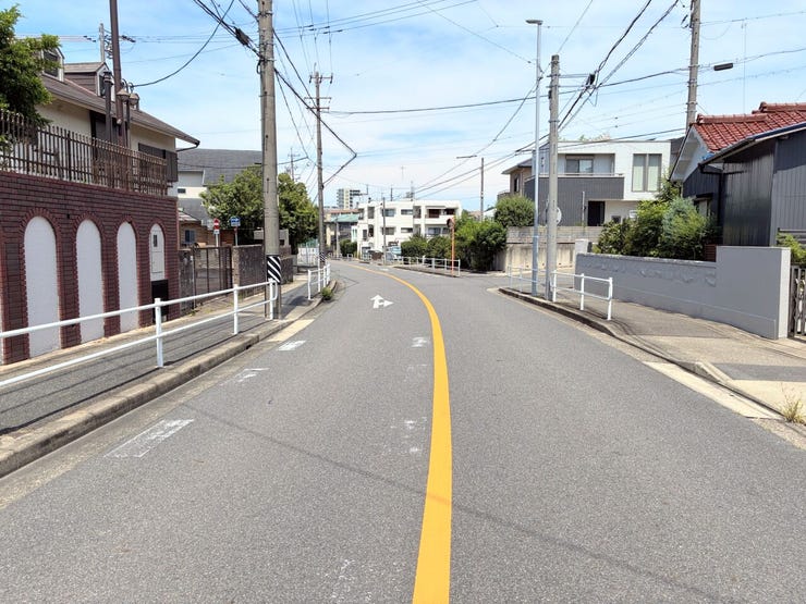 交通量の少ない道路です