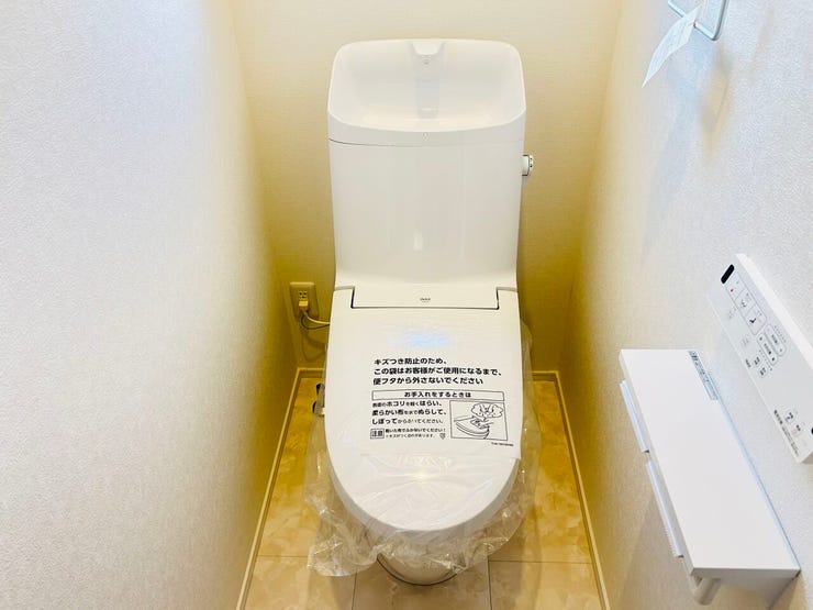 ◇1階の温水洗浄トイレ☆