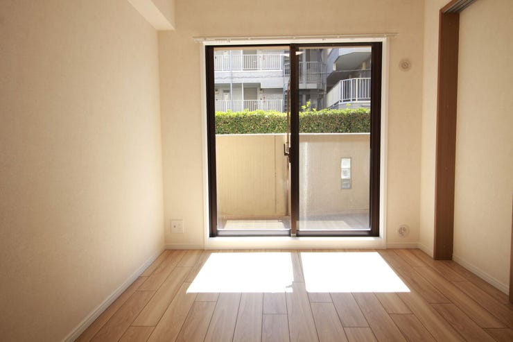 開放感があり、お部屋にも爽やかな風と暖かく柔らかな日差しが差し込み、毎日の暮らしを豊かに彩ります。