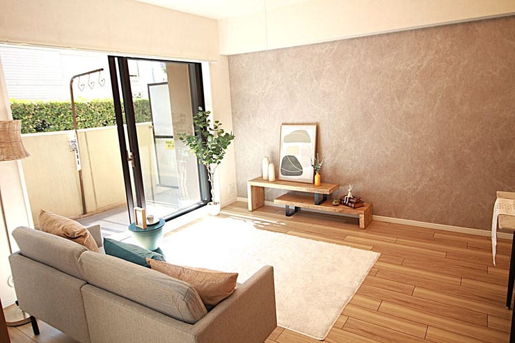 食事時にはいい香りに包まれる一体感のあるリビングで、何気ない会話を楽しみながら心からのんびりと寛げる優しい空間です。