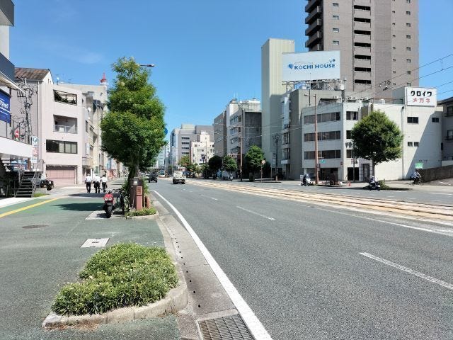 北側道路 西から東方向
