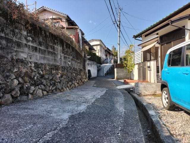 西側道路 南から北方向