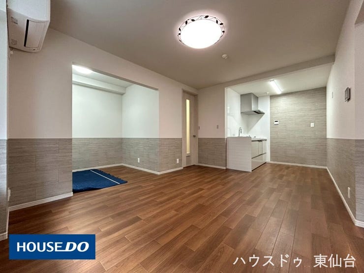 リビングダイニングキッチンは広々12.2帖!