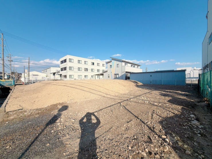 店舗限定でネット未掲載の土地情報もご紹介可能です!
お気軽にお問い合わせください♪