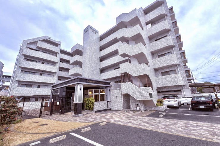 【外観】
存在感のある外観